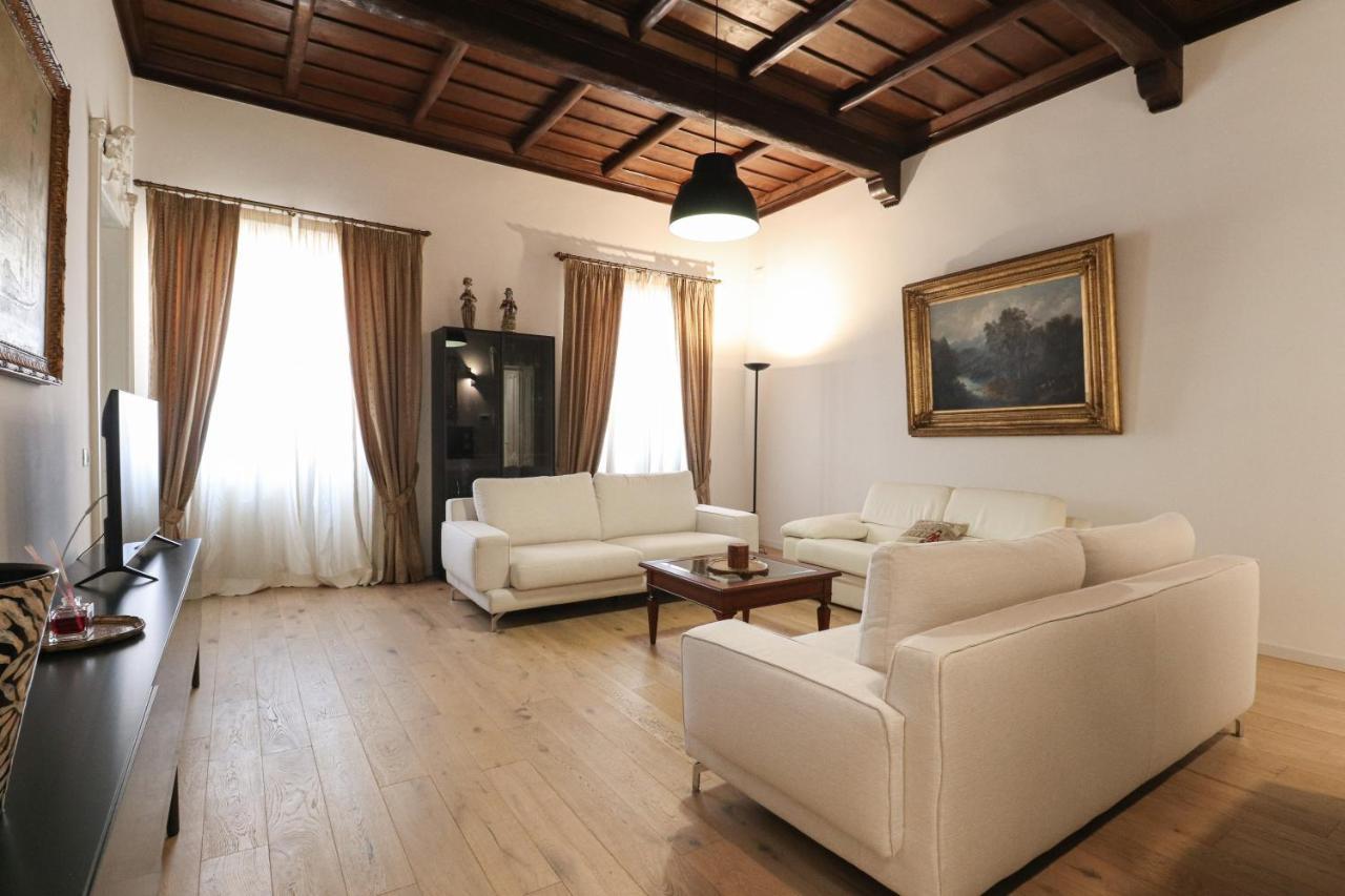 We Home - Frattina14 - Piazza Di Spagna Рим Екстер'єр фото